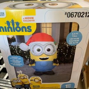 COPY - Minion “Bob” inflatable Christmas lawn decoration